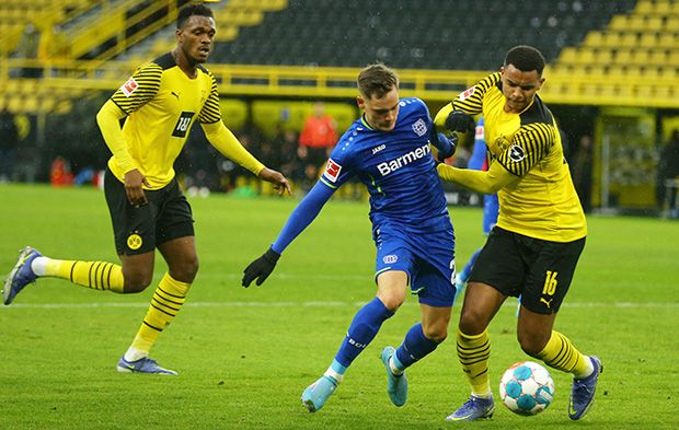 Dortmund Menang Telak Atas Bayer Leverkusen